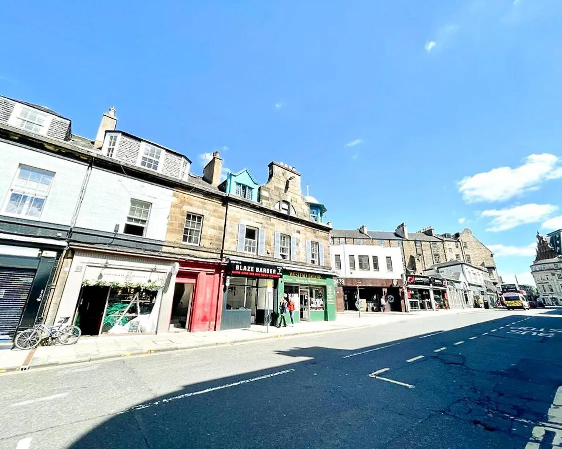 Gorgeous 2Br & Central Edinburgh Bolt-Hole 0*,  Velká Británie