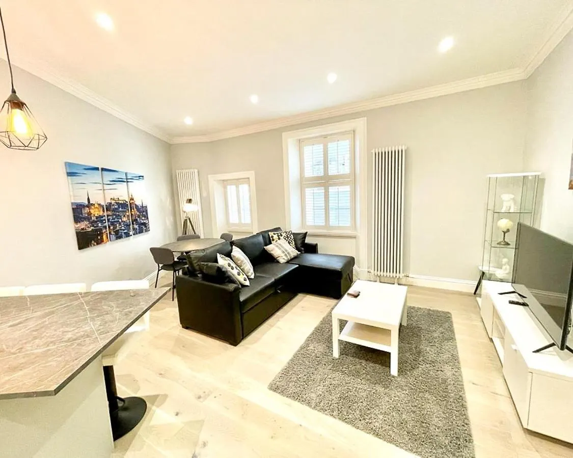 Gorgeous 2Br & Central Edinburgh Bolt-Hole